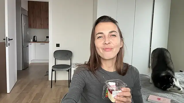 Arivanna online show from 10-15-25, 08:47