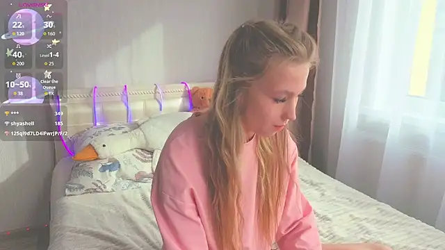 BarelyBliss online show from 10-10-25, 08:46