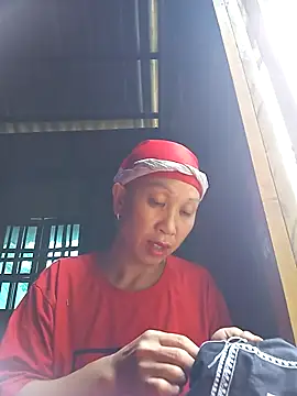 Snapshot of vtmbae chatting on 10-06-25, 01:14 vtmbae online show from 10-06-25, 01:14