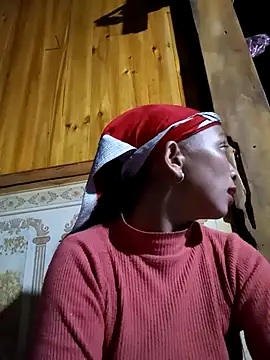 Snapshot of vtmbae chatting on 10-15-25, 10:48 vtmbae online show from 10-15-25, 10:48