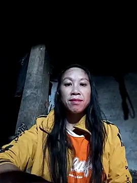 Snapshot of vtmbae chatting on 10-31-25, 08:43 vtmbae online show from 10-31-25, 08:43