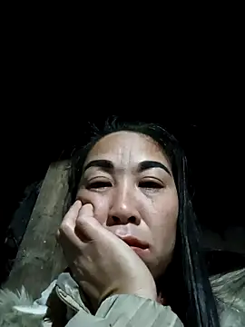 Snapshot of vtmbae chatting on 12-17-25, 06:03 vtmbae online show from 12-17-25, 06:03