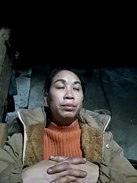 Snapshot of vtmbae chatting on 02-11-26, 11:54 vtmbae online show from 02-11-26, 11:54