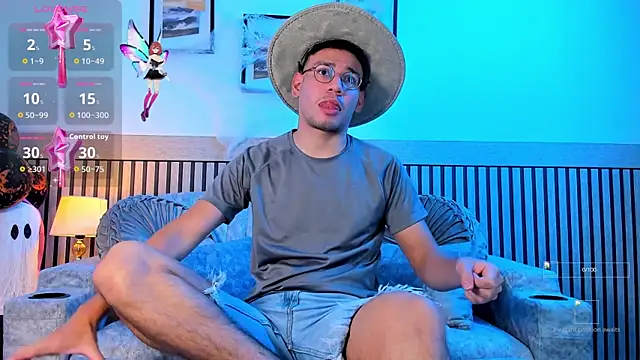 Snapshot of marcuswildx chatting on 10-15-25, 06:52 marcuswildx online show from 10-15-25, 06:52