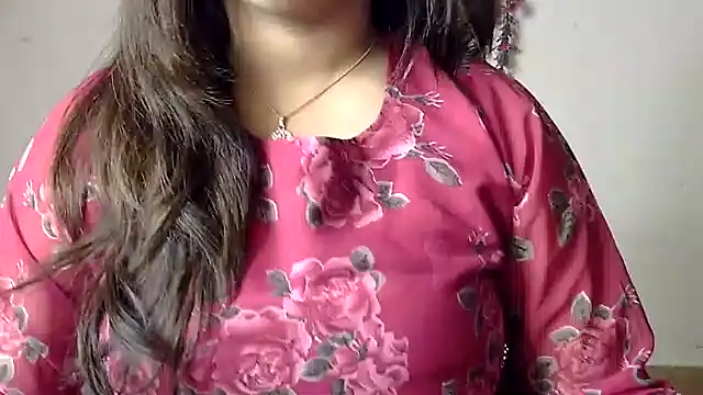 Aaliya02 online show from 06-16-26, 10:40