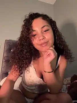 Snapshot of OliviaAshhh chatting on 11-08-25, 10:41 OliviaAshhh online show from 11-08-25, 10:41