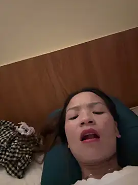    Dorry02    online show from 10-10-25, 05:28