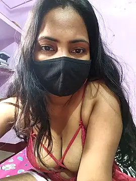 Snapshot of Geri405 chatting on 11-13-25, 12:48 Geri405 online show from 11-13-25, 12:48