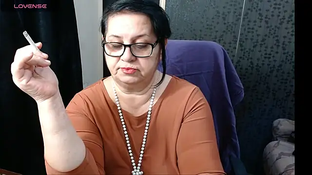 MissSanjanne online show from 01-16-25, 10:55