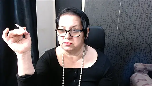 MissSanjanne online show from 03-18-25, 07:41