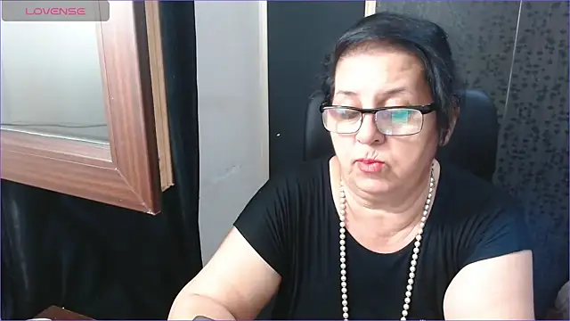 MissSanjanne online show from 09-11-25, 06:02