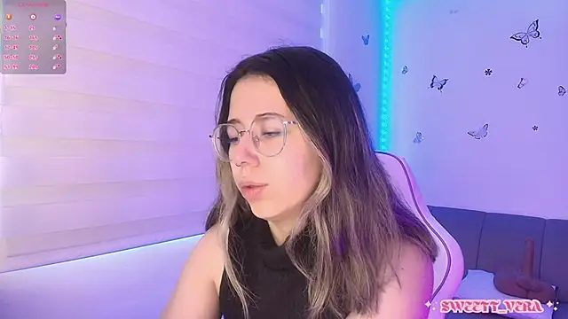 sweettvera online show from 04-25-26, 01:14