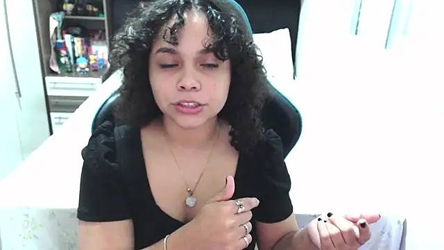 sweetamy326 online show from 06-11-26, 11:36