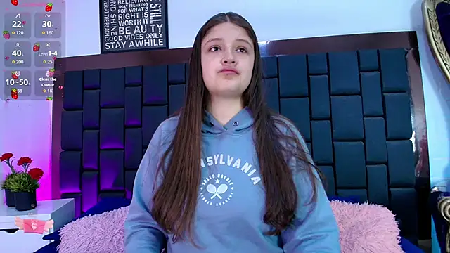 Snapshot of Krystal_Heartss chatting on 11-12-25, 02:39 Krystal Heartss online show from 11-12-25, 02:39