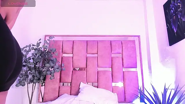 afrodita-Stone online show from 04-24-26, 02:03