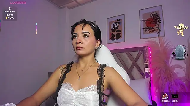 Snapshot of akira_09_ chatting on 11-03-25, 12:28 akira 09 online show from 11-03-25, 12:28