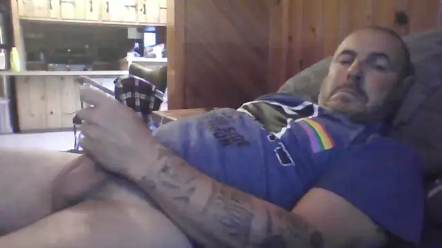 Snapshot of dan691000 chatting on 09-22-25, 10:01 dan691000 online show from 09-22-25, 10:01