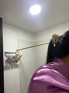 IsabellaJoness  online show from 11-03-25, 11:11