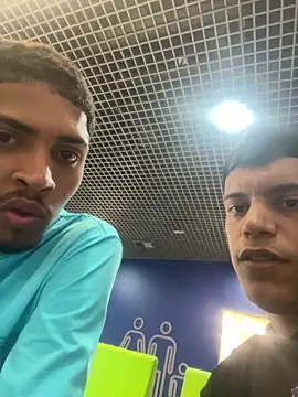 Snapshot of Nethinhoo chatting on 11-01-25, 01:57 Nethinhoo online show from 11-01-25, 01:57