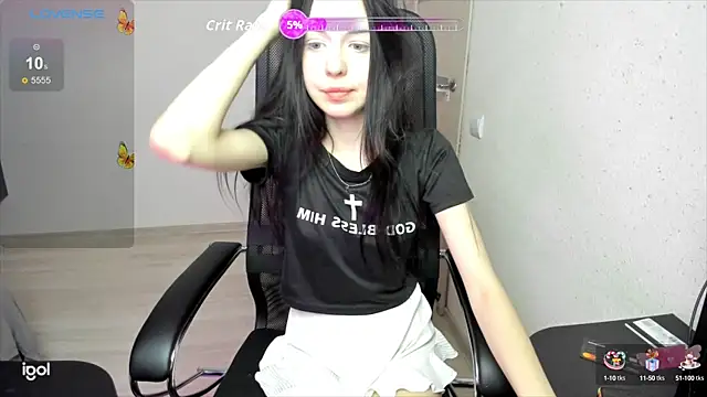 Snapshot of crystallldoll chatting on 10-09-25, 05:44 crystallldoll online show from 10-09-25, 05:44