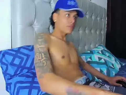 Frayhot777 online show from 09-30-25, 08:36