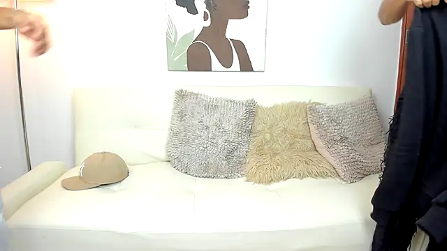 Tinygiirls online show from 09-27-25, 12:59