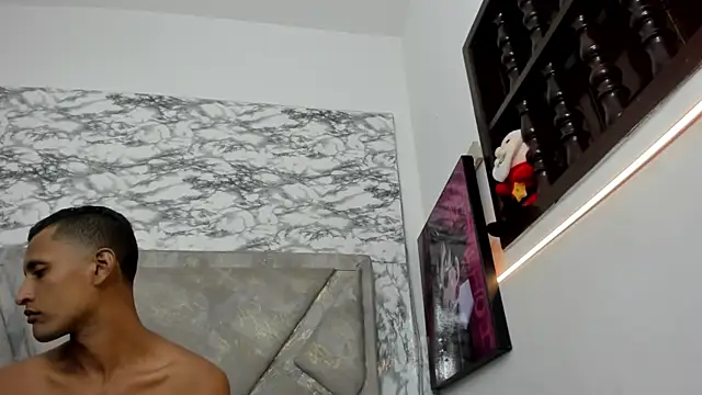 BrittaParkerr online show from 09-26-25, 03:43