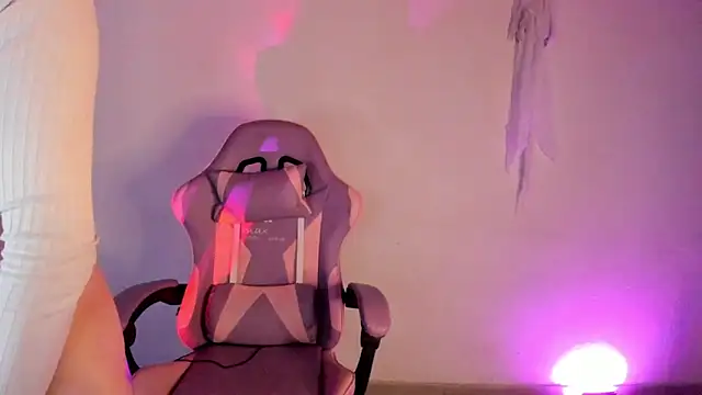 zakura Haruno online show from 12-03-25, 09:24