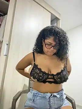 miiabrown18 online show from 10-21-25, 01:39