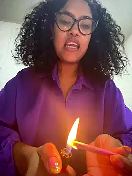 Snapshot of miiabrown18 chatting on 01-10-26, 12:40 miiabrown18 online show from 01-10-26, 12:40