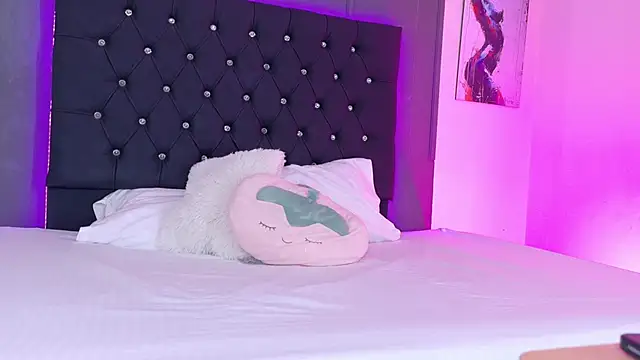 Kataaleya  12 online show from 11-08-25, 11:54