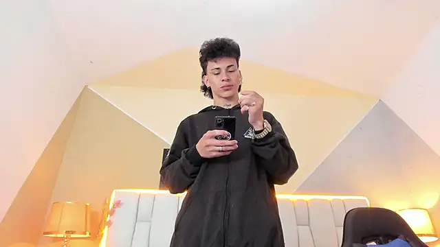 iammariano online show from 09-26-25, 03:10