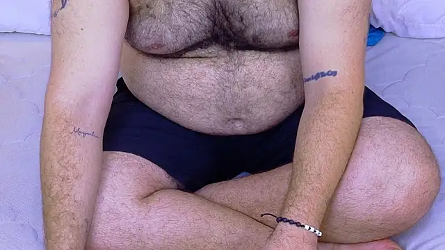 big bearr online show from 10-19-25, 03:34