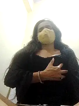 Snapshot of Hott_bomb chatting on 09-24-25, 08:50 Hott bomb online show from 09-24-25, 08:50