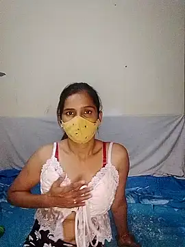 Snapshot of Hott_bomb chatting on 09-25-25, 09:13 Hott bomb online show from 09-25-25, 09:13