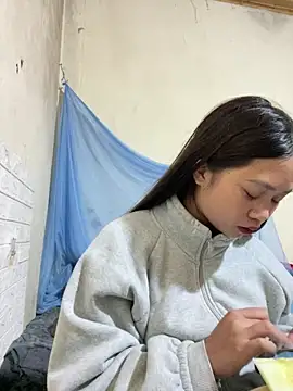 Mayy1 online show from 04-24-26, 05:32