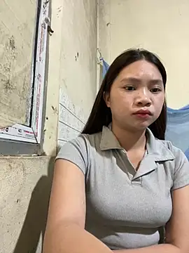 Mayy1 online show from 04-28-26, 01:59