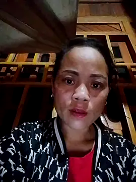 Snapshot of Bonnie-sexy chatting on 10-15-25, 09:48 Bonnie-sexy online show from 10-15-25, 09:48