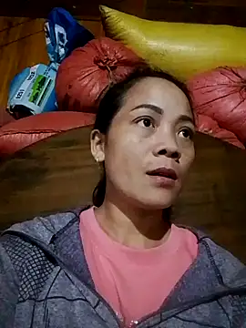 Snapshot of Bonnie-sexy chatting on 10-23-25, 12:43 Bonnie-sexy online show from 10-23-25, 12:43