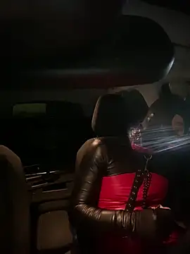 Snapshot of imslutforanyone chatting on 11-01-25, 03:52 imslutforanyone online show from 11-01-25, 03:52