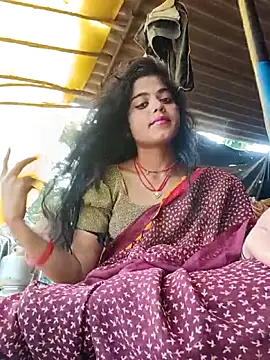 Snapshot of Mahek_love143 chatting on 12-03-25, 08:12 Mahek love143 online show from 12-03-25, 08:12