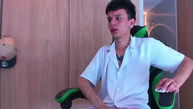 Skinny batman online show from 09-23-25, 12:19