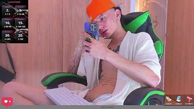 Skinny batman online show from 10-03-25, 10:51