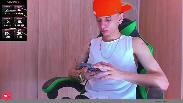 Skinny batman online show from 10-09-25, 09:24