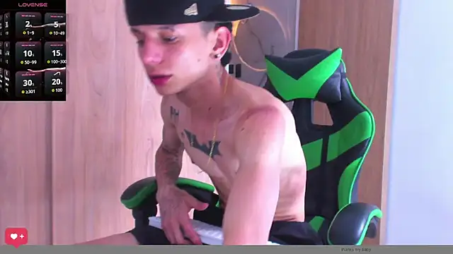 Skinny batman online show from 10-20-25, 12:38