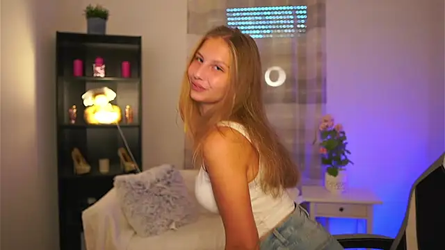 emmie murray online show from 11-05-25, 02:06