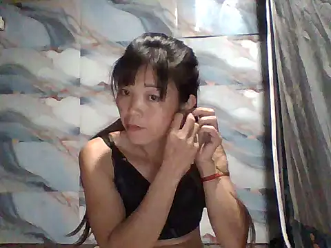 Snapshot of Jane_volv chatting on 09-27-25, 03:55 Jane volv online show from 09-27-25, 03:55