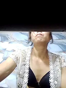 Snapshot of Jane_volv chatting on 11-05-25, 01:44 Jane volv online show from 11-05-25, 01:44