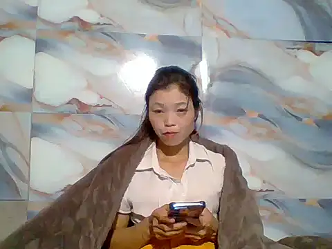 Snapshot of Jane_volv chatting on 11-21-25, 02:32 Jane volv online show from 11-21-25, 02:32