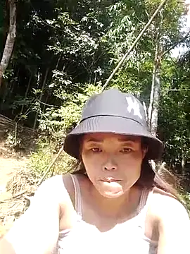 Snapshot of Jane_volv chatting on 11-23-25, 02:55 Jane volv online show from 11-23-25, 02:55